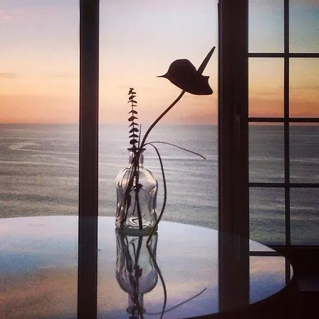 El Castillo De Locos ホテル *