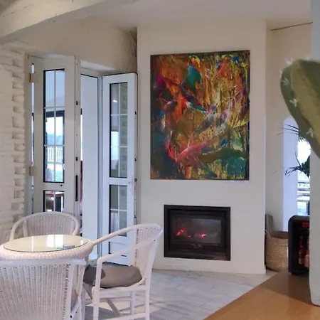 Hotel El Castillo De Locos