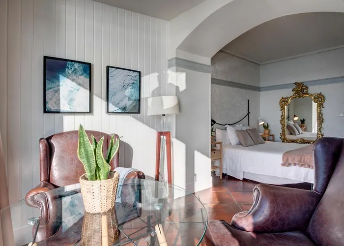 El Castillo De Locos Hotel *